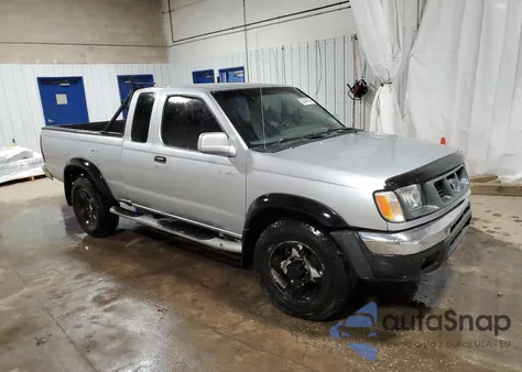 2000 Nissan Frontier King Cab Xe z USA, uszkodzony, nr VIN 1N6ED26Y3YC359370